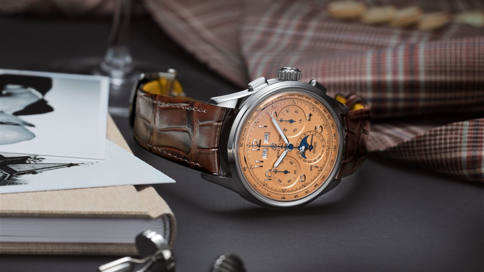 breitling b25 datora 42