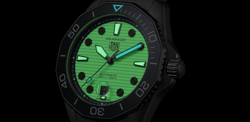 TAG Heuer Aquaracer Professional 300 Night Diver Watch Review