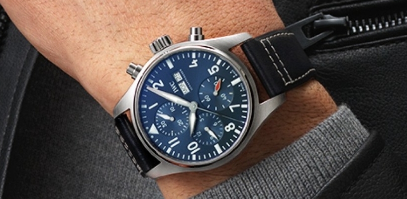 #12DAYSOFCHRISTMAS – Unboxing the NEW IWC Pilot’s Chronograph 41