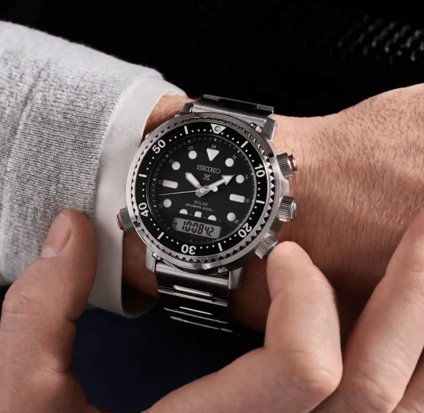 Seiko Prospex Arnie Hybrid Diver's 40th Anniversary Collection Review |  Horologii