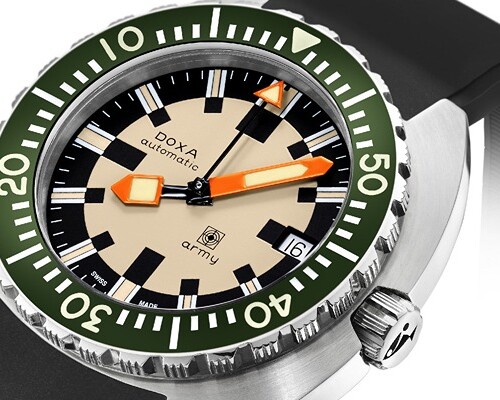 DOXA Adds Green Hunter Steel Bezel to DOXA Army Watch